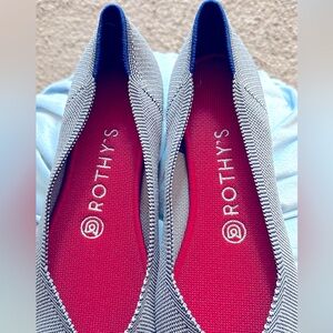 ROTHY’S * SIZE 8 * GORGEOUS GRAY * BRAND NEW *